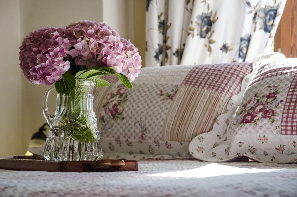 Triantafillies Guesthouse Portaria  Bagian luar foto