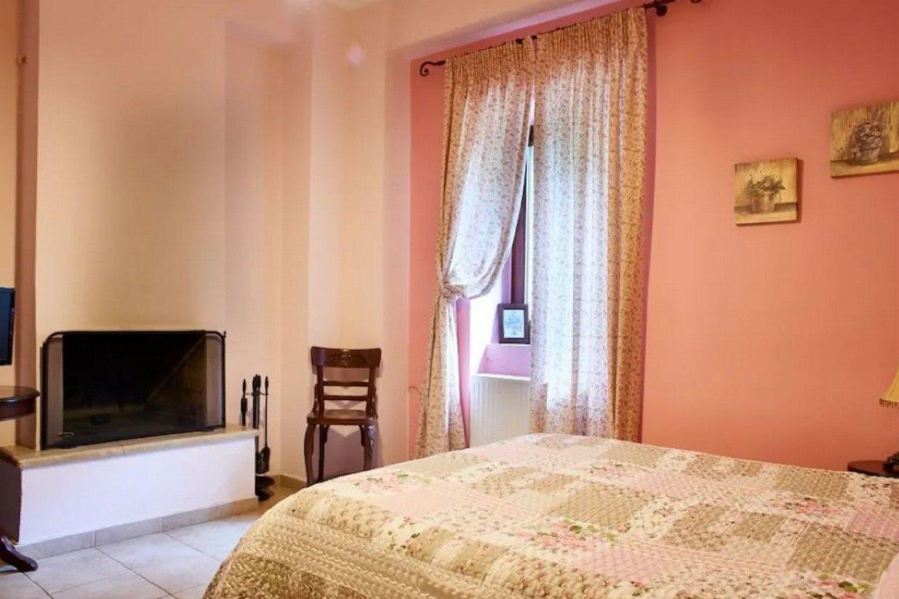 Triantafillies Guesthouse Portaria  Bagian luar foto